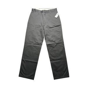 NWT GAP Khakis Classic Fit Straight Leg 32x32